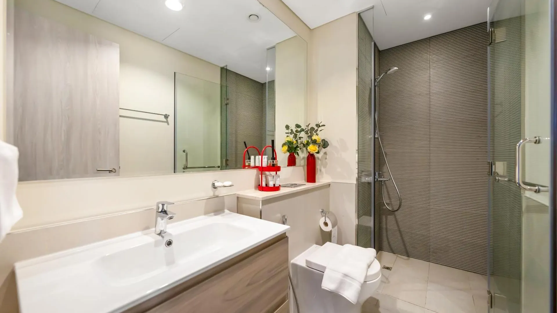 New 1Br, Burj Khalifa View, Top Floor, 8Min To Dubai Mall 0*,  United Arab Emirates