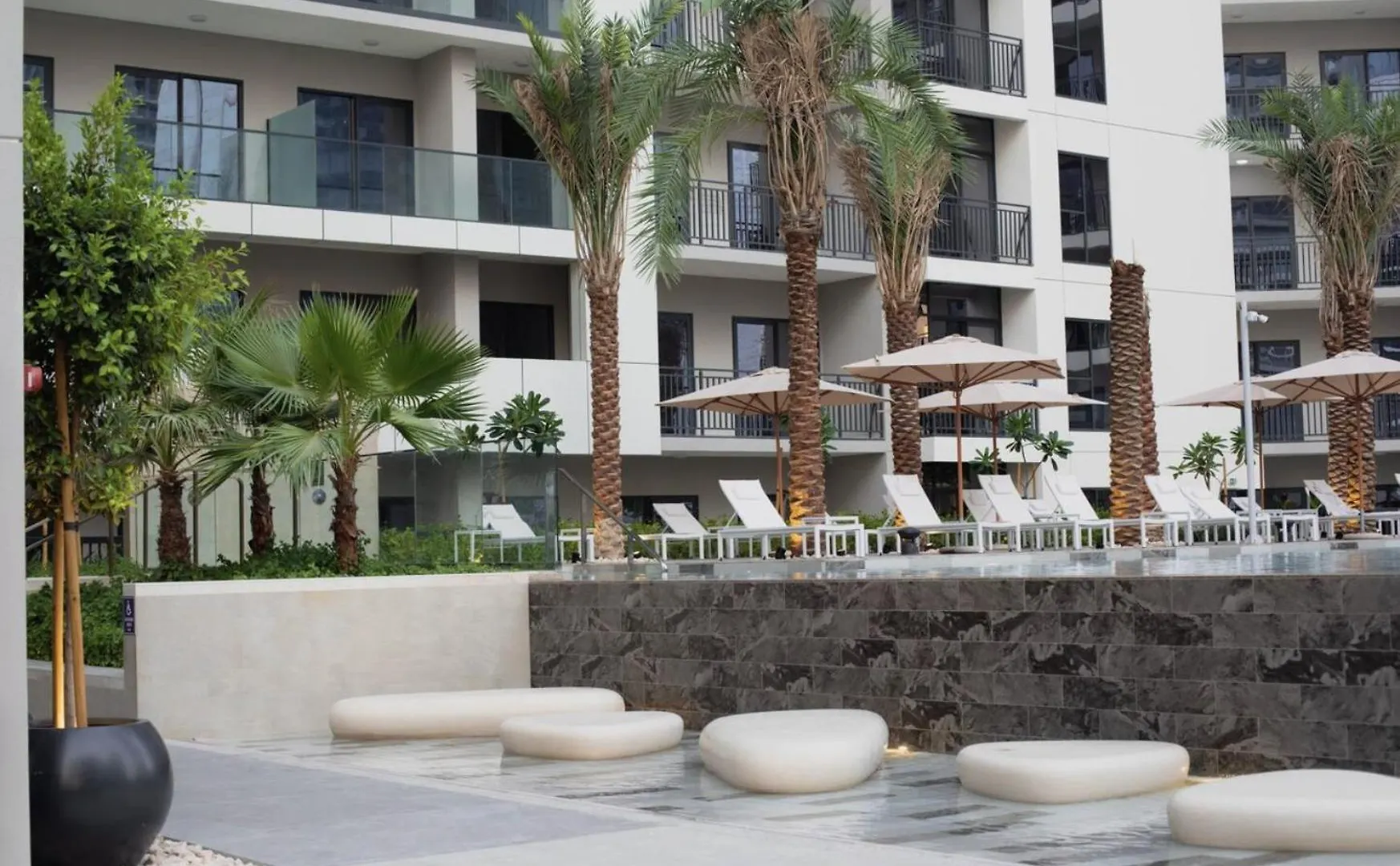 New 1Br, Burj Khalifa View, Top Floor, 8Min To Dubai Mall Apartment
